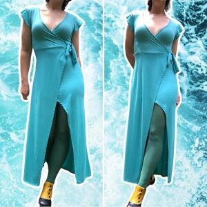 Ribbed Turquoise Wrap Dress with Cap Sleeves and Thigh Slit, Size M